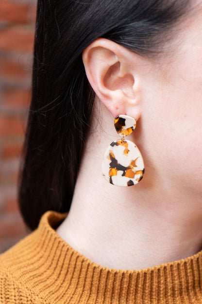 Penelope Earrings - Caramel Latte